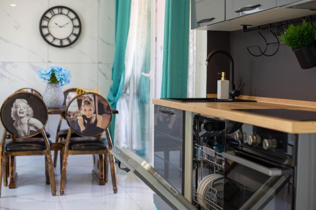 Hrpina Heritage House マカルスカ エクステリア 写真